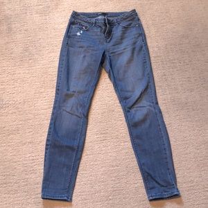 Vera Wang skinny jeans. Size 4